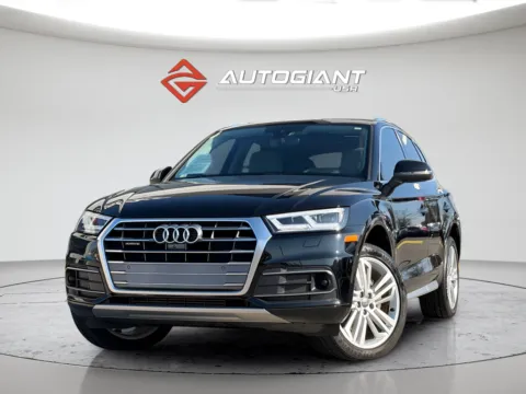 Black 2018 Audi Q5 2.0T for sale in Fishers, IN