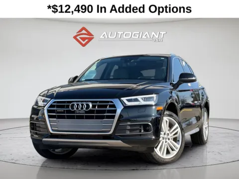 Black 2018 Audi Q5 2.0T for sale in Fishers, IN