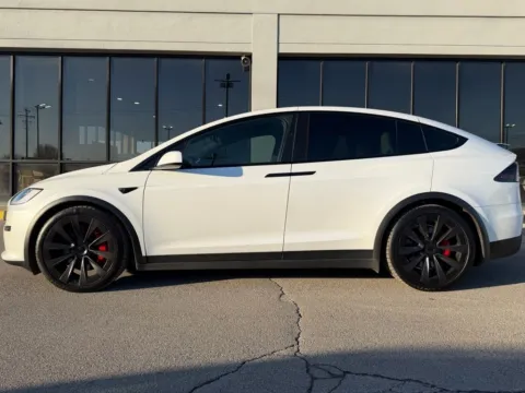 More photos of 2023 Tesla Model X Plaid at AutoGiant USA Fishers, IN