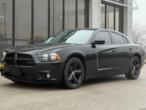 More photos of 2012 Dodge Charger SXT at AutoGiant USA Fishers, IN