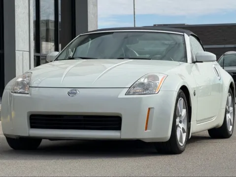 More photos of 2004 Nissan 350Z Touring at AutoGiant USA Fishers, IN