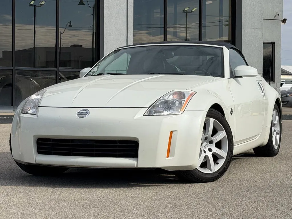 White 2004 Nissan 350Z Touring for sale in Fishers, IN