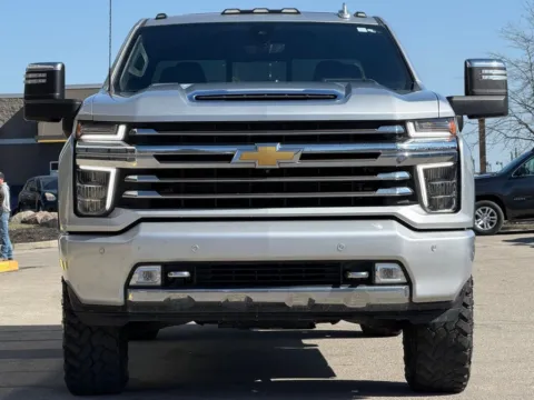 Another view of 2022 Chevrolet Silverado 3500HD High Country for sale in Fishers, IN at AutoGiant USA Fishers