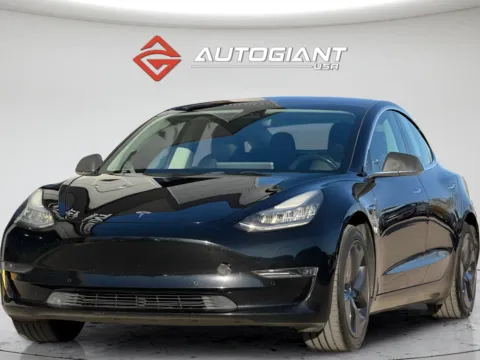 More photos of 2018 Tesla Model 3 Mid Range at AutoGiant USA Fishers, IN