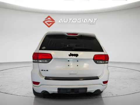 More photos of 2015 Jeep Grand Cherokee Altitude at AutoGiant USA Fishers, IN