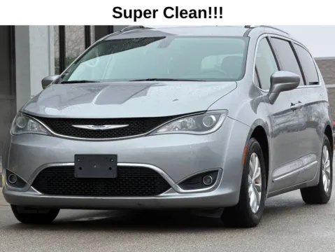 More photos of 2019 Chrysler Pacifica Touring L at AutoGiant USA Fishers, IN