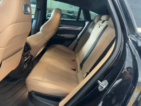 More photos of 2019 BMW X6 M at AutoGiant USA Fishers, IN