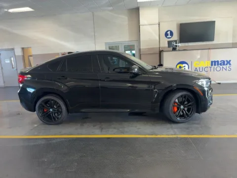 More photos of 2019 BMW X6 M at AutoGiant USA Fishers, IN