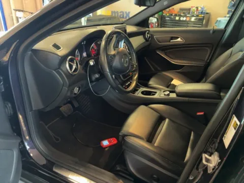 More photos of 2016 Mercedes-Benz GLA 250 at AutoGiant USA Fishers, IN