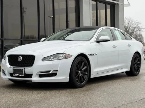 More photos of 2019 Jaguar XJ R-Sport at AutoGiant USA Fishers, IN