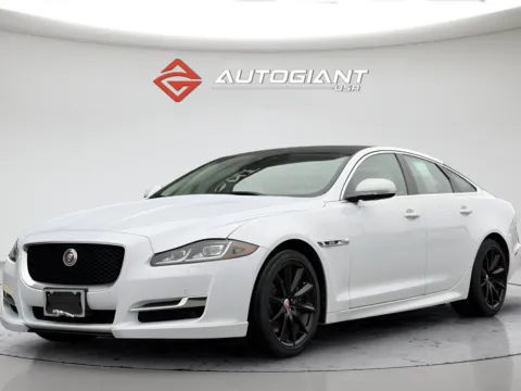 More photos of 2019 Jaguar XJ R-Sport at AutoGiant USA Fishers, IN