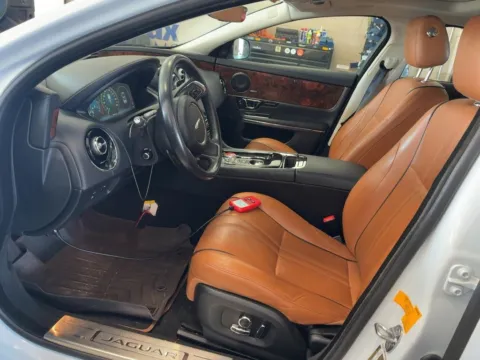 Photos of 2019 Jaguar XJ R-Sport for sale in Fishers, IN at AutoGiant USA Fishers