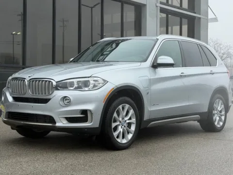 More photos of 2018 BMW X5 xDrive40e at AutoGiant USA Fishers, IN
