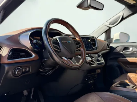 Another view of 2020 Chrysler Pacifica Hybrid Limited for sale in Fishers, IN at AutoGiant USA Fishers