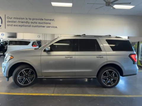 Photos of 2020 Ford Expedition Limited for sale in Fishers, IN at AutoGiant USA Fishers