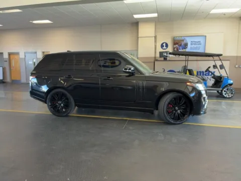 More photos of 2019 Land Rover Range Rover 5.0L V8 Supercharged at AutoGiant USA Fishers, IN