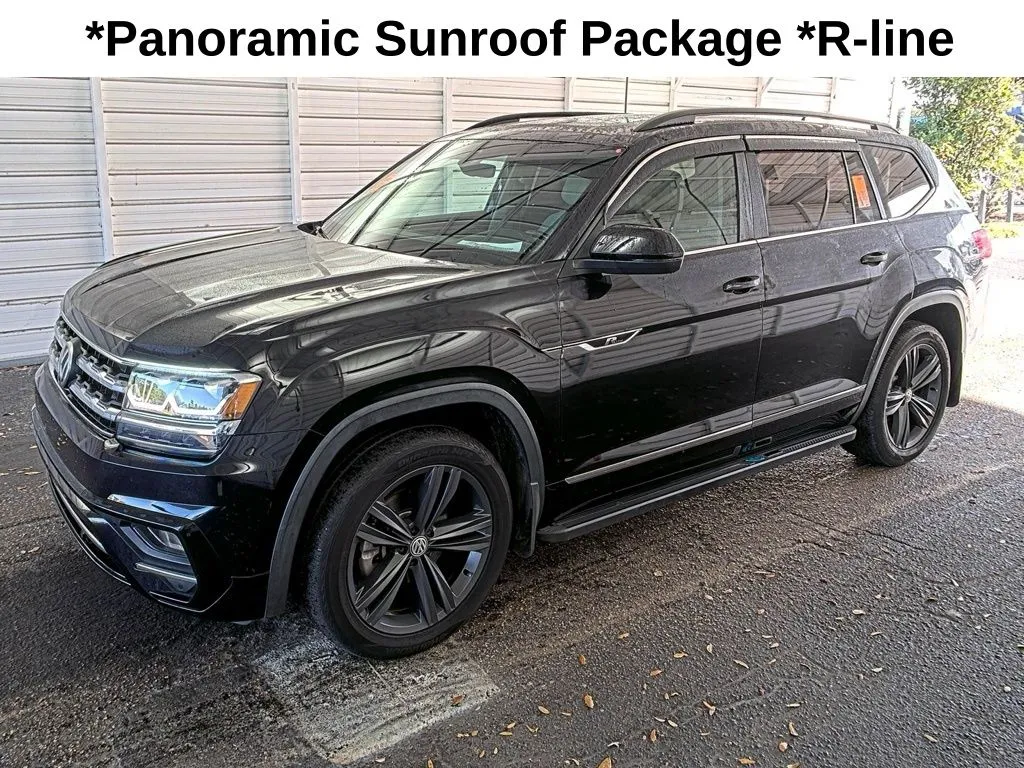 Black 2020 Volkswagen Atlas 3.6L V6 SE for sale in Fishers, IN