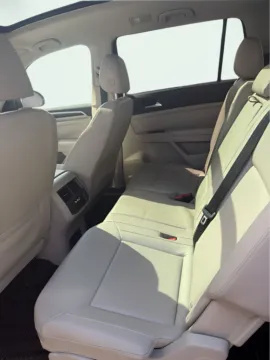 More photos of 2020 Volkswagen Atlas 3.6L V6 SE at AutoGiant USA Fishers, IN