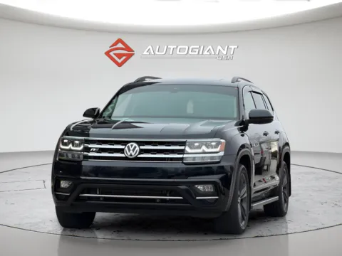 More photos of 2020 Volkswagen Atlas 3.6L V6 SE at AutoGiant USA Fishers, IN