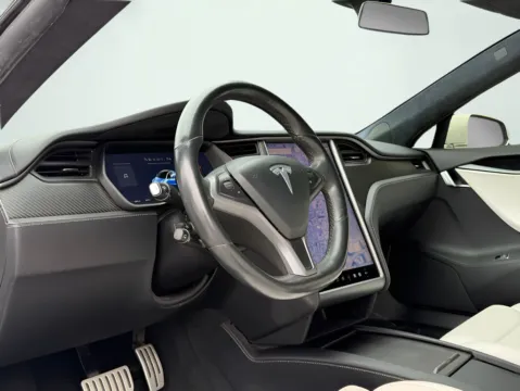 Photos of 2019 Tesla Model S Performance for sale in Fishers, IN at AutoGiant USA Fishers