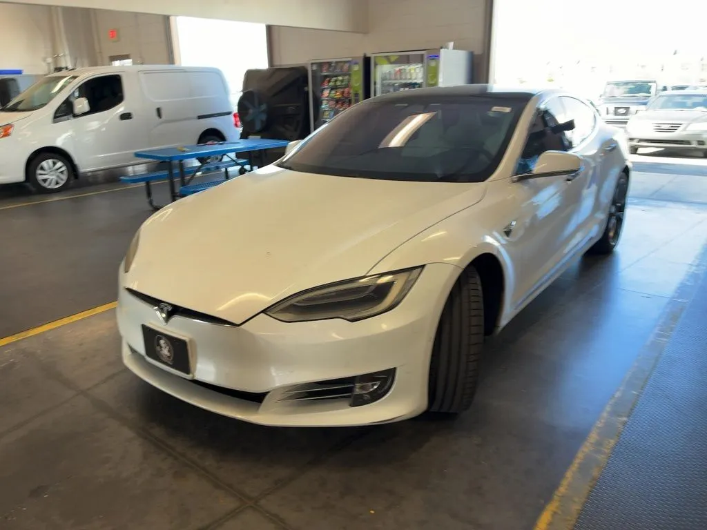 2019 Tesla Model S Performance