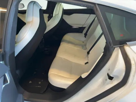 More photos of 2019 Tesla Model S Performance at AutoGiant USA Fishers, IN