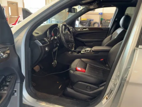 Photos of 2016 Mercedes-Benz GLE 350 for sale in Fishers, IN at AutoGiant USA Fishers