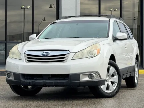 White 2011 Subaru Outback 2.5i Premium for sale in Fishers, IN