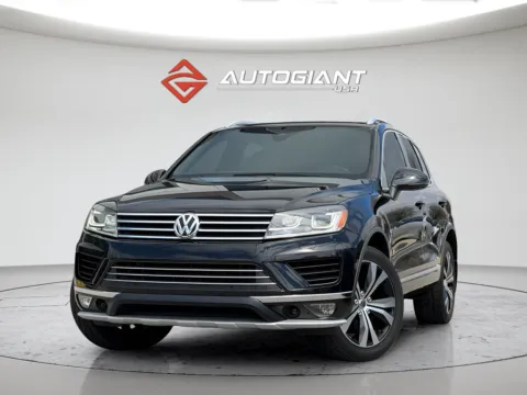Black 2017 Volkswagen Touareg V6 for sale in Fishers, IN