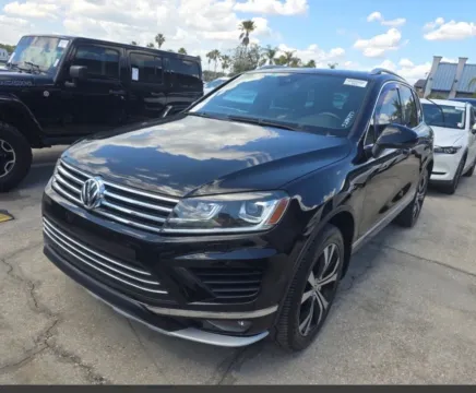 Black 2017 Volkswagen Touareg V6 for sale in Fishers, IN