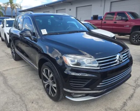 Photos of 2017 Volkswagen Touareg V6 for sale in Fishers, IN at AutoGiant USA Fishers