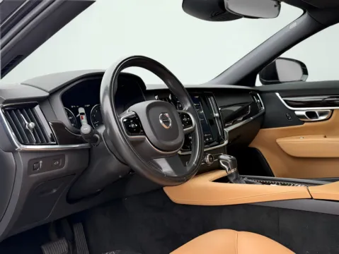 Photos of 2018 Volvo S90 T5 Momentum for sale in Fishers, IN at AutoGiant USA Fishers