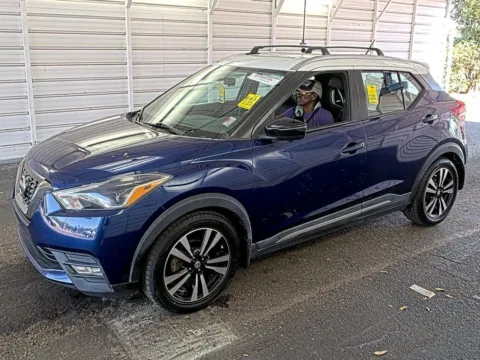 Blue 2019 Nissan Kicks SR for sale in Fishers, IN