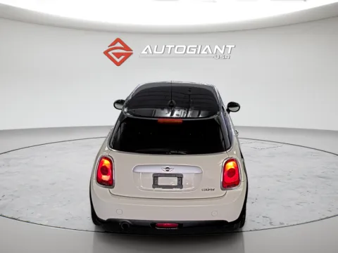 More photos of 2014 MINI Cooper at AutoGiant USA Fishers, IN