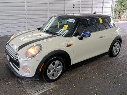 White 2014 MINI Cooper for sale in Fishers, IN