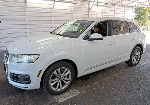 2019 Audi Q7 55 SE Premium Plus for sale in Fishers, IN