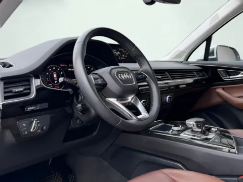 Photos of 2019 Audi Q7 55 SE Premium Plus for sale in Fishers, IN at AutoGiant USA Fishers