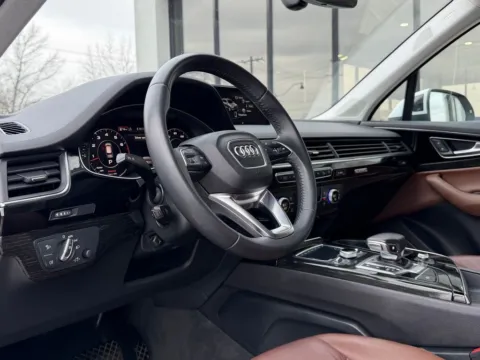 Photos of 2019 Audi Q7 55 SE Premium Plus for sale in Fishers, IN at AutoGiant USA Fishers