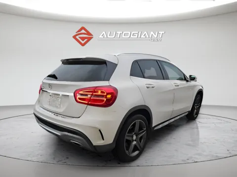 More photos of 2016 Mercedes-Benz GLA 250 at AutoGiant USA Fishers, IN