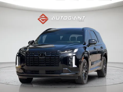 More photos of 2025 Hyundai Palisade Calligraphy Night Edition at AutoGiant USA Fishers, IN