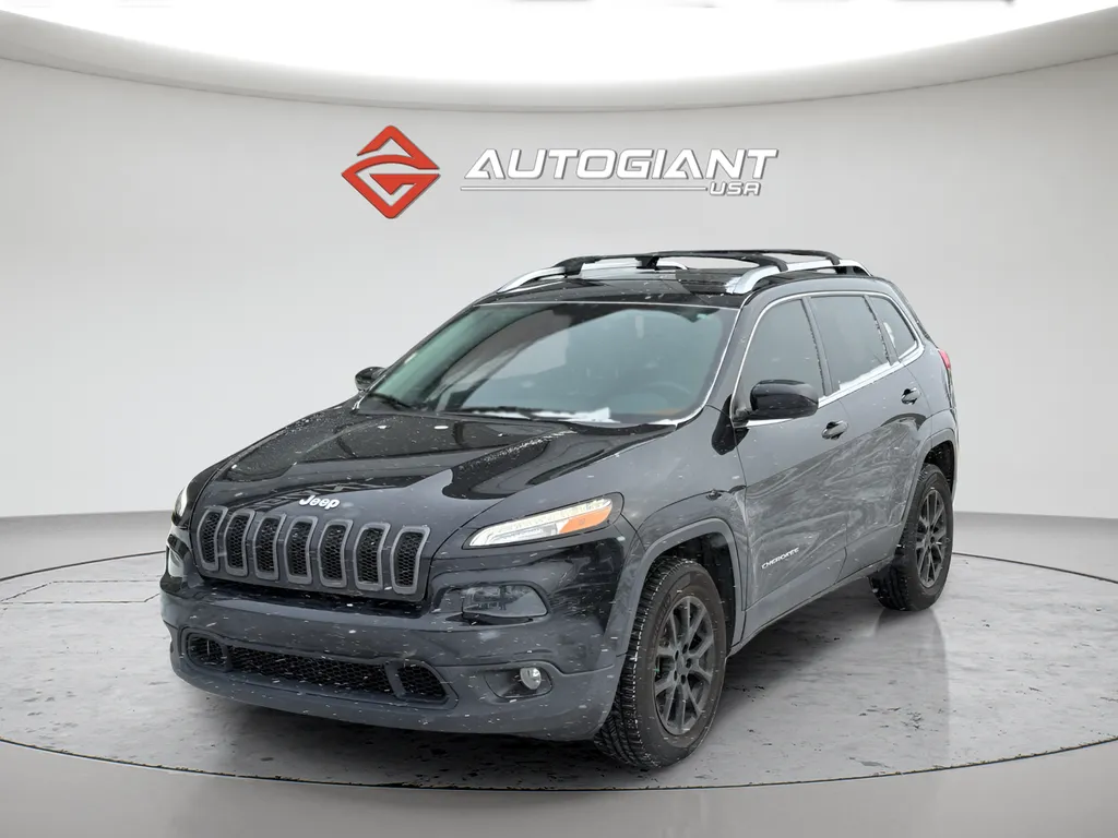 Black 2016 Jeep Cherokee Latitude for sale in Fishers, IN