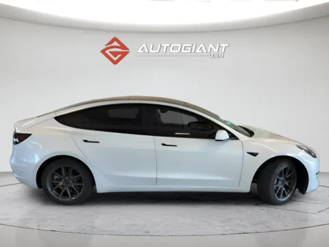 More photos of 2022 Tesla Model 3 Long Range at AutoGiant USA Fishers, IN