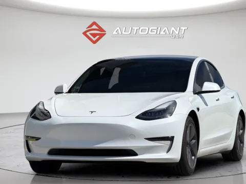 More photos of 2022 Tesla Model 3 Long Range at AutoGiant USA Fishers, IN