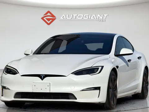 More photos of 2023 Tesla Model S Standard Range at AutoGiant USA Fishers, IN