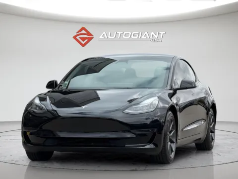 More photos of 2023 Tesla Model 3 at AutoGiant USA Fishers, IN