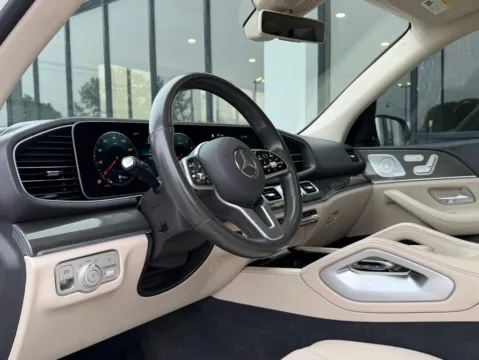 Photos of 2020 Mercedes-Benz GLE 350 for sale in Fishers, IN at AutoGiant USA Fishers