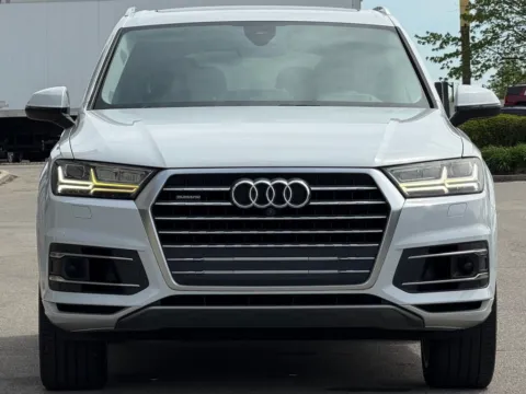 Another view of 2017 Audi Q7 3.0T Prestige for sale in Fishers, IN at AutoGiant USA Fishers