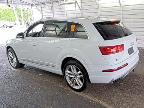 Another view of 2017 Audi Q7 3.0T Prestige for sale in Fishers, IN at AutoGiant USA Fishers