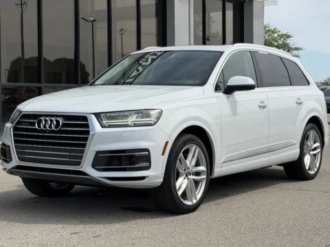 More photos of 2017 Audi Q7 3.0T Prestige at AutoGiant USA Fishers, IN