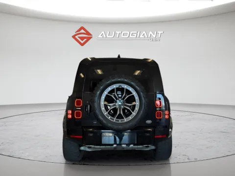 More photos of 2022 Land Rover Defender 110 X-Dynamic SE at AutoGiant USA Fishers, IN